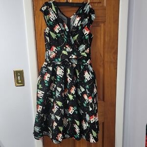 RetroLicious Black and Green Mini Dress